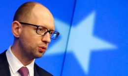 Яценюк извинился за невыполненные обещания Майдана