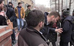 Появилось видео «тортинга» Алексея Навального в Новосибирске