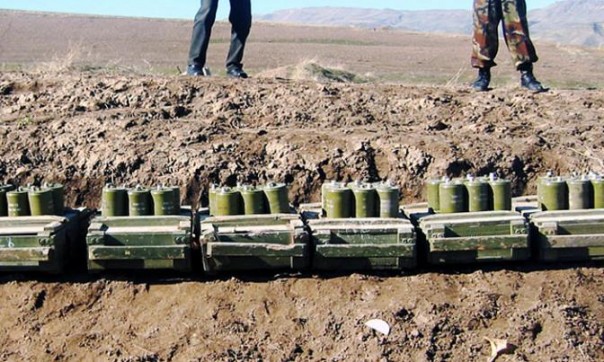 8-е марта по-украински в Луганске.