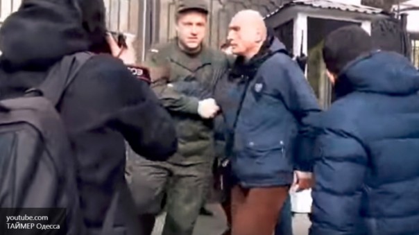 Одесситы отомстили националистам, атаковавшим консульство России