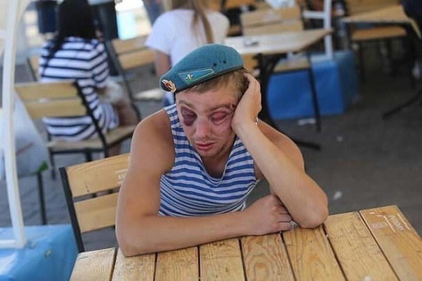 Как русские десантники отмечают день ВДВ!!! (юмор и приколы)