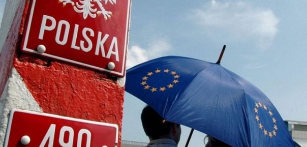 Польша отказалась принимать мигрантов