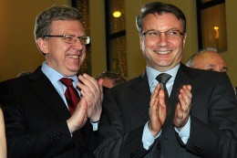 Почему Путин терпит либералов и политику ЦБ?