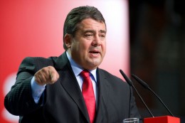 Вице-канцлер ФРГ: Дональд Трамп угрожает миру и процветанию, которые несёт глобализация