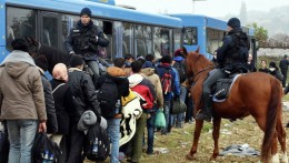 Словения закрывает границы для транзита мигрантов