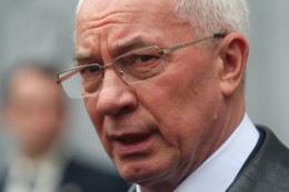 У экс-премьера Николая Азарова повторно отобрали украинскую пенсию