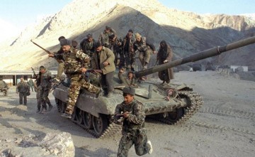 Ташкент роет окопы, Бишкек стягивает спецназ