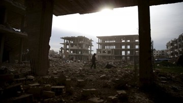 Жители пригородов Дамаска массово возвращаются в свои дома