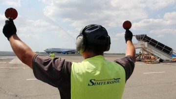 Киев прекратил уведомлять авиакомпании РФ о штрафах за полеты в Крым