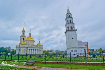 Уральская сестра Пизанской Башни