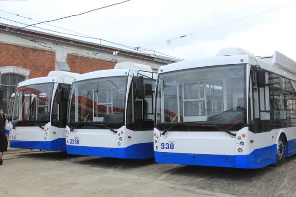 В Самару поступили 20 новых трамваев и троллейбусов отечественного производства В Самару поступили 20 новых трамваев и троллейбусов отечественного производства