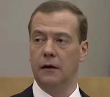 А знает ли Медведев, что такое «голый коммерческий расчет»?