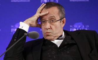 Президент Эстонии подрабатывает ди-джеем в ночном клубе Финляндии