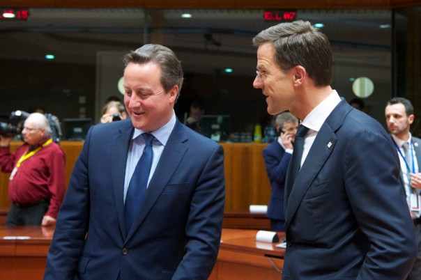 Депутаты парламента Нидерландов решили отозвать ратификацию "евроассоциации" Украины