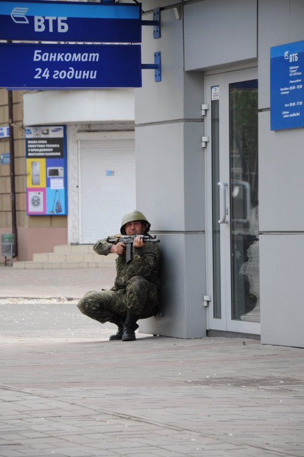 Мариуполь 9 Мая 2014 год Вся правда! Преступления террористов с евромайдана