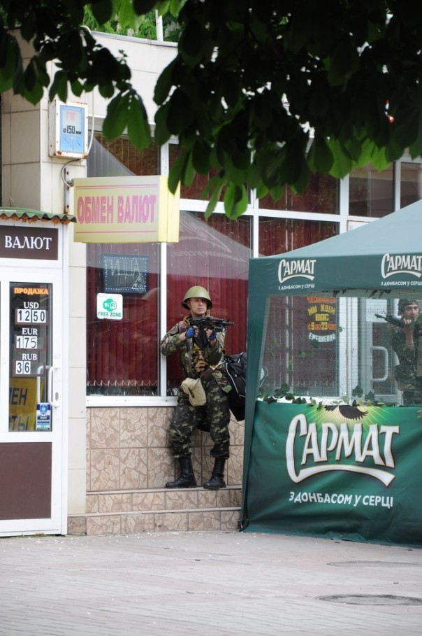 Мариуполь 9 Мая 2014 год Вся правда! Преступления террористов с евромайдана