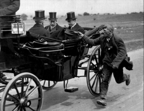 Украинцев приучают к мысли: Земля будет продана, смиритесь Украинцев приучают к мысли: Земля будет продана, смиритесь