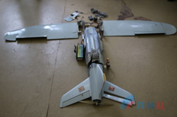 Сводка от НМ ЛНР 25 апреля 2016 года. Силы ПВО Народной милиции ЛНР сбили очередной беспилотник ВСУ Сводка от НМ ЛНР 25 апреля 2016 года. Силы ПВО Народной милиции ЛНР сбили очередной беспилотник ВСУ