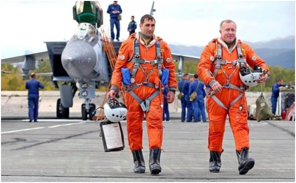 День Победы нуждается в специальной защите. Юрий Селиванов День Победы нуждается в специальной защите. Юрий Селиванов