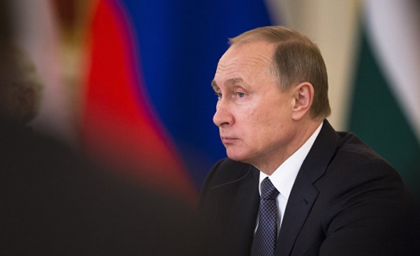 Опрос показывает шизофреническое отношение немцев к России Опрос показывает шизофреническое отношение немцев к России