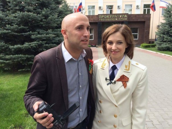 Наталья Поклонская посвятила 150 крымских школьников в "Маленькие защитники России" Наталья Поклонская посвятила 150 крымских школьников в "Маленькие защитники России"