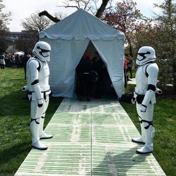 Фотограф Обамы стебанулся над Порошенко