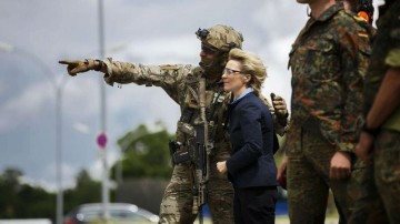 Минобороны Германии: Россия не должна даже думать о вызове балтийским странам