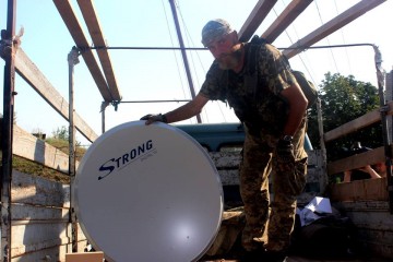 Установленные для ВСУ в зоне АТО спутниковые антенны исчезли вместе с дембелями — Минстець