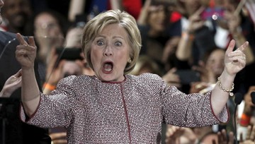 Клинтон в случае победы на выборах сформирует кабинет наполовину из женщин