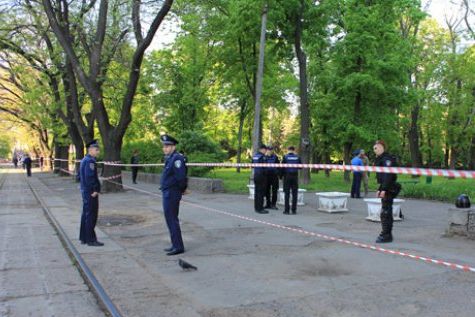 Украинская полиция снова ищет бомбу на Куликовом поле