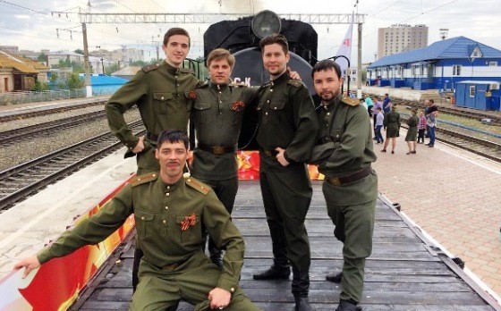 Поезд «Победа» на паровозной тяге сегодня прибыл в Астрахань 