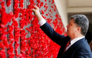 Порошенко решил миром решить конфликт на Донбассе