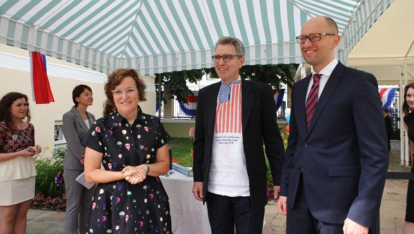 Саммит коррупционеров и украинский капкан