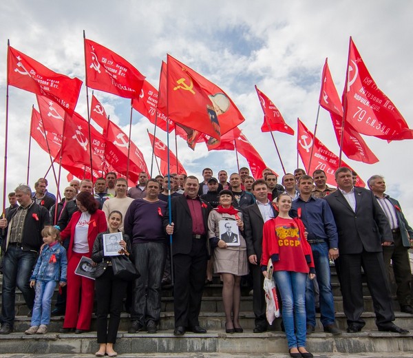 Изюм, Харьковская область. День Победы. Сказать, что я поражен… Изюм, Харьковская область. День Победы. Сказать, что я поражен…