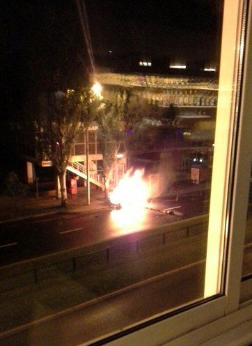 При взрыве легкового автомобиля в Донецке погиб мирный житель, двое ранены При взрыве легкового автомобиля в Донецке погиб мирный житель, двое ранены