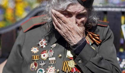 С гвардейской лентой – за деда, за Победу и против упашни!