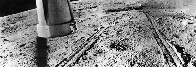 Луноход-1 CCCP и ровер USA