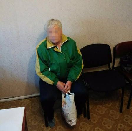 сБ/У арестовала 62-летнюю жительницу Харькова "заминировавшую" метро в знак протеста против декоммунизации