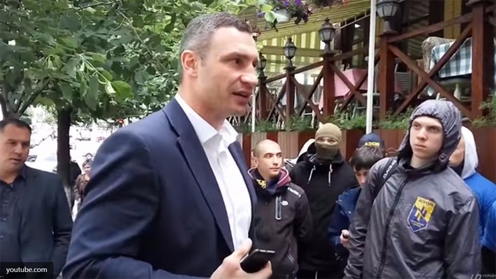 Срыв масок: Кличко предложил «азовцам» сменить имидж Срыв масок: Кличко предложил «азовцам» сменить имидж
