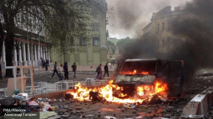 Суд пошел на поводу у «Правого сектора», вновь «закрыв» Мефедова Суд пошел на поводу у «Правого сектора», вновь «закрыв» Мефедова