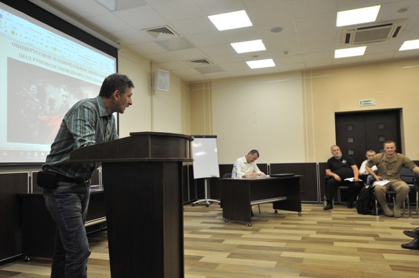 Сгниют и сопреют на диване. Эдуард Лимонов Сгниют и сопреют на диване. Эдуард Лимонов