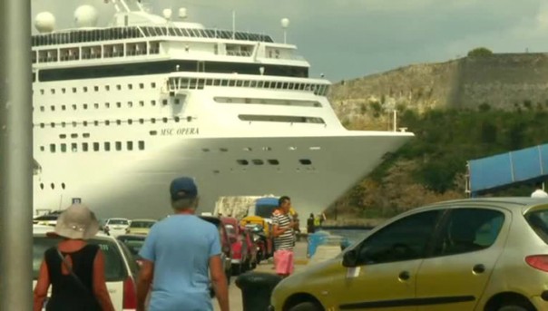 Впервые за полвека из США на Кубу отправился круизный лайнер