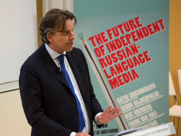 Как вранье и деньги дурака погубят: НАТО в борьбе за умы россиян Как вранье и деньги дурака погубят: НАТО в борьбе за умы россиян