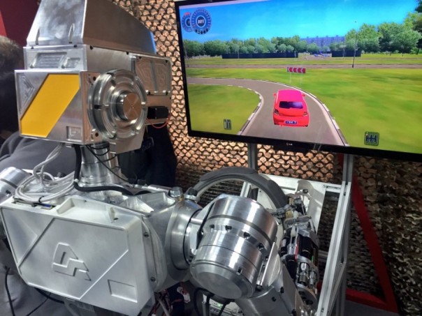 Будущие киборги. Российские антропоморфные роботы: демонстрация первых прототипов