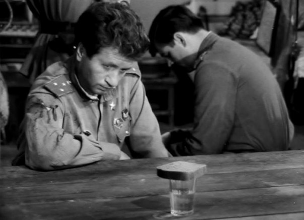 В бой идут одни «старики» В бой идут одни «старики»