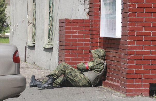 В Мариуполе полиция тренировалась отбивать вооруженные атаки на полицейские участки