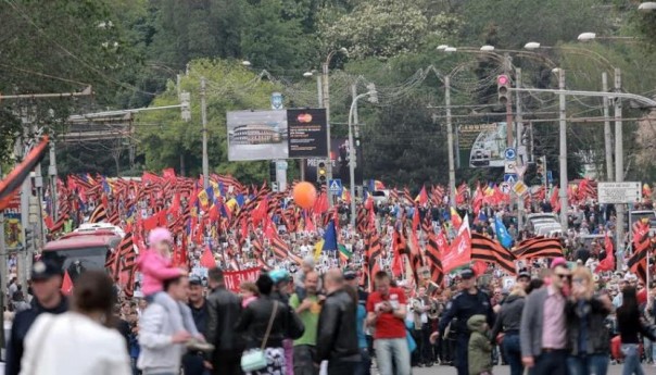 Вопреки НАТО и властям Молдовы впервые в Кишиневе состоялась грандиозная акция «Бессмертный полк»