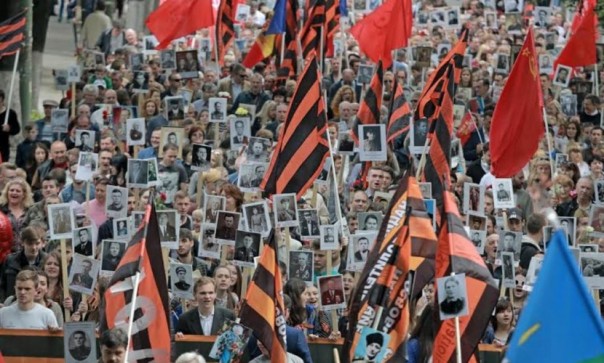 Вопреки НАТО и властям Молдовы впервые в Кишиневе состоялась грандиозная акция «Бессмертный полк»