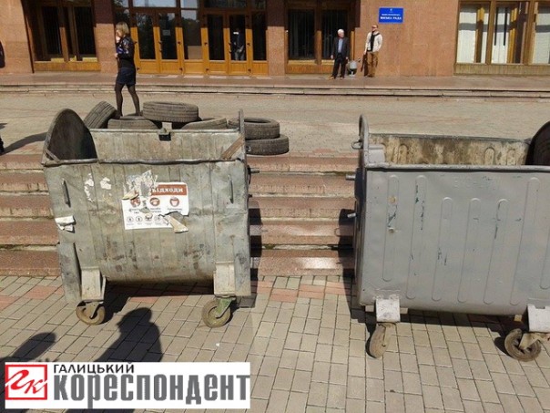 Участники АТО проводят протест против бездеятельности властей Ивано_Франковска. Участники АТО проводят протест против бездеятельности властей Ивано_Франковска.