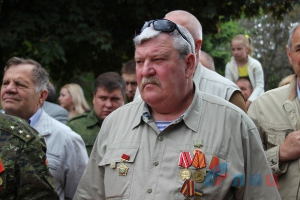 Сводка от НМ ЛНР 15 мая 2016 года. Боевики нацбатов вместе с СБУ проводят зачистки в Станице Луганской Сводка от НМ ЛНР 15 мая 2016 года. Боевики нацбатов вместе с СБУ проводят зачистки в Станице Луганской